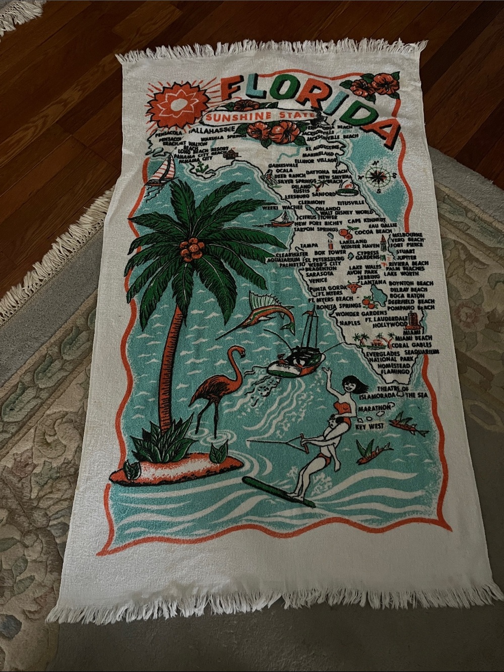 Vinatge 1970s-80s Florida Sunshine State Beach Towel with Palm & Flamingo
